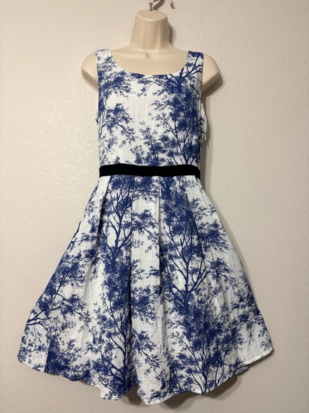 Frock Shop Blue White Toile Tree Print Sleeveless A-line Dress w Black Waist Tie